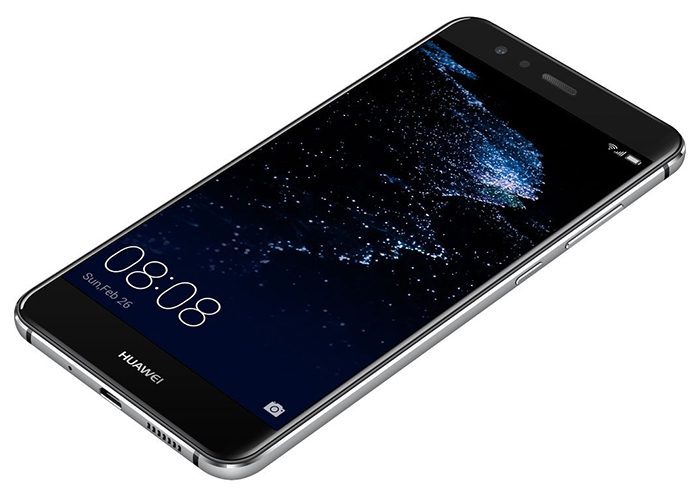 Fotografía picada del Huawei P10 con la pantalla de bloqueo encendida