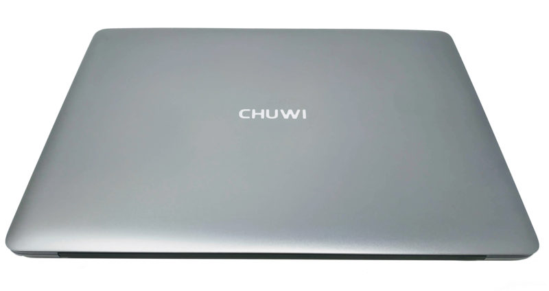 En la foto el portátil chino Chuwi LapBook SE con la tapa cerrada