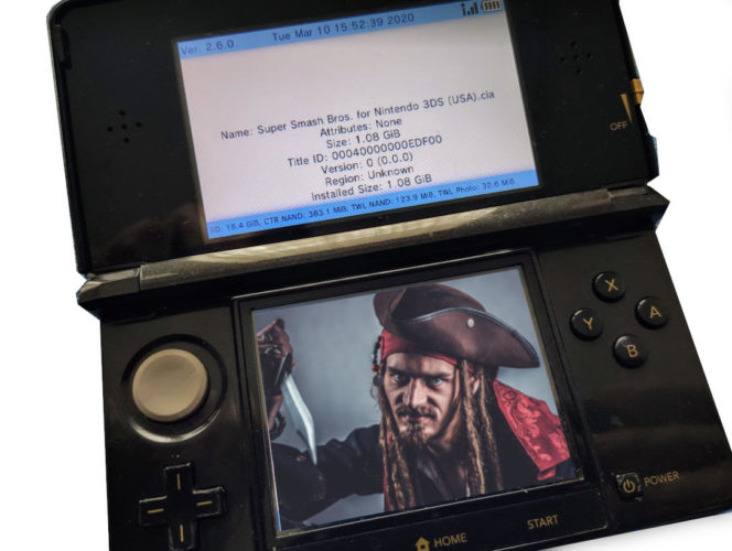 Una Nintendo 3DS pirateada