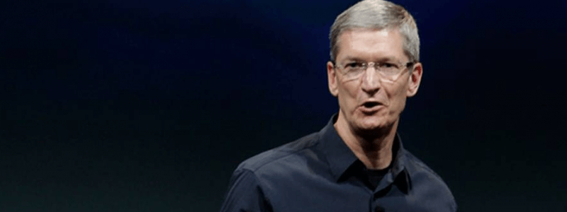 ¿Cuánto cobra el jefe de Apple?